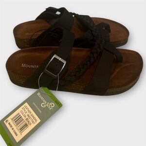 Mountain Sole Black Leather Sandals